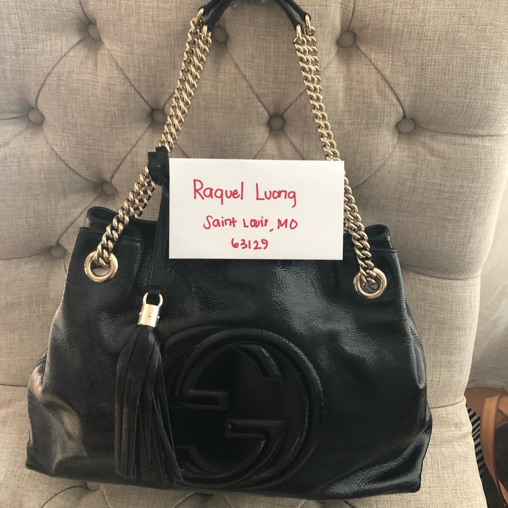 Gucci black patent soho chain shoulder bag
